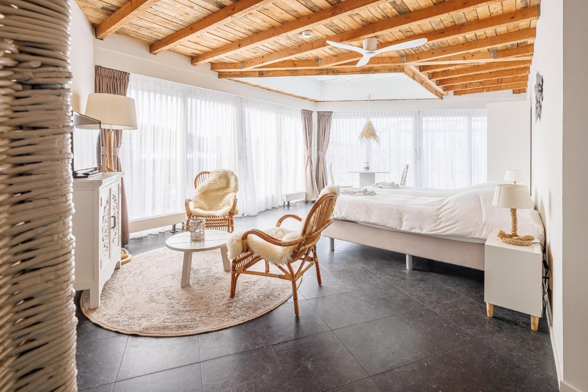 Neptunus Appartementen Bergen aan Zee Habitación foto